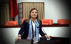 STATÜ DEĞİŞİKLİĞİ BEKLEYEN ÜNİVERSİTELİ İŞÇİLER…