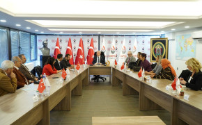 Derneğimiz Yönetim Kurulu üyelerinden Dilek Güngör Hanımefendi ve Kamu Çalışanları Platform Heyeti, Zafer Partisi Genel Merkezi’nde